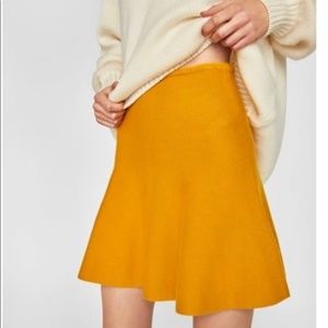 ZARA MUSTARD YELLOW KNIT SKIRT